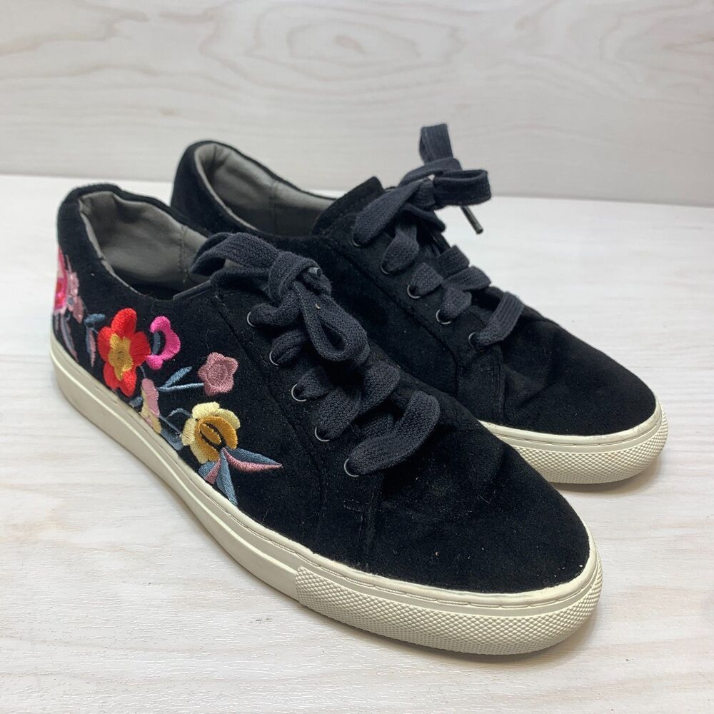 Skechers Vaso Sneakers Womens Size 6 Black Floral Embroidered Lace Up‎ Shoes